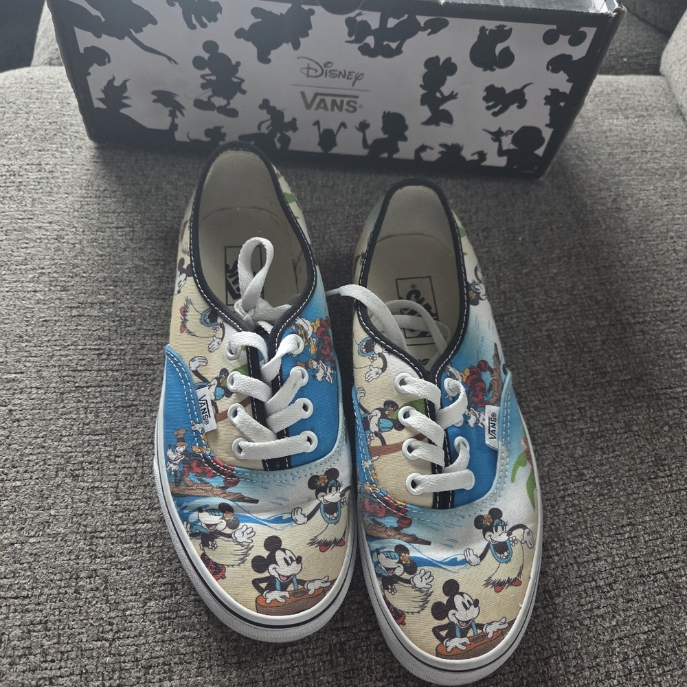 Vans X Disney Rare Hawaiian Aloha Mickey & Minnie Mouse Shoes W 7 M 5.5 Unisex